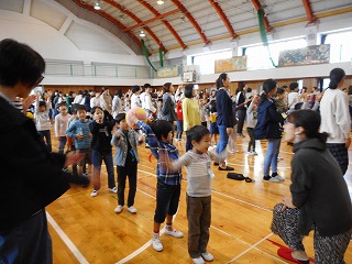 １年 親子レク 印西市立小倉台小学校